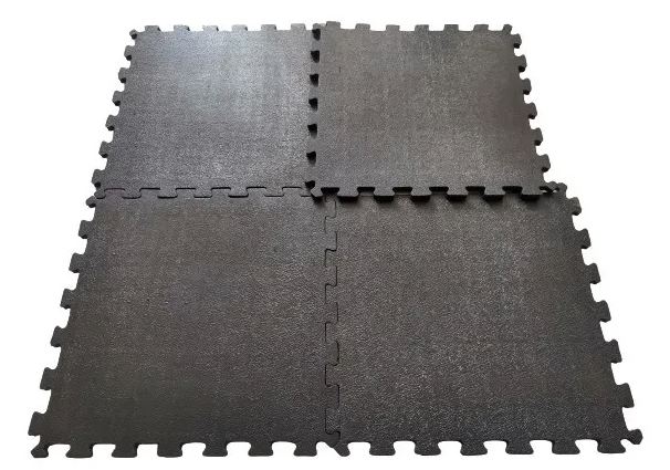Piso de caucho (4 pzas de 50 x 50 cm c/u).