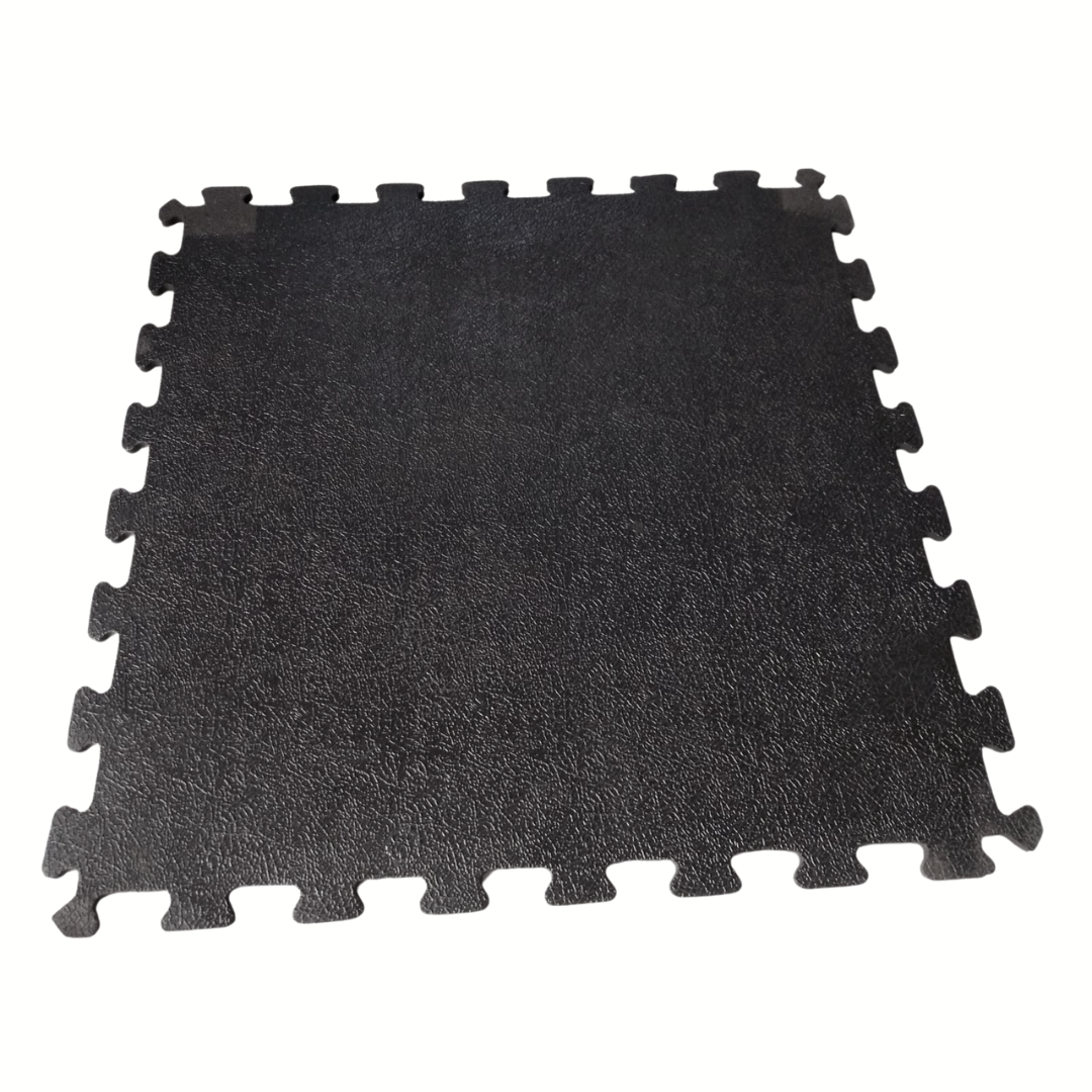 Piso de caucho (4 pzas de 50 x 50 cm c/u).